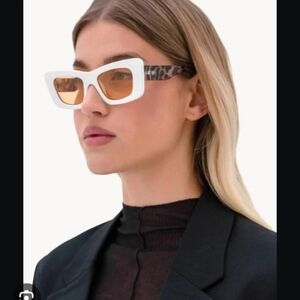 NEW! Rare Otra Zoe White tortoise sunglasses